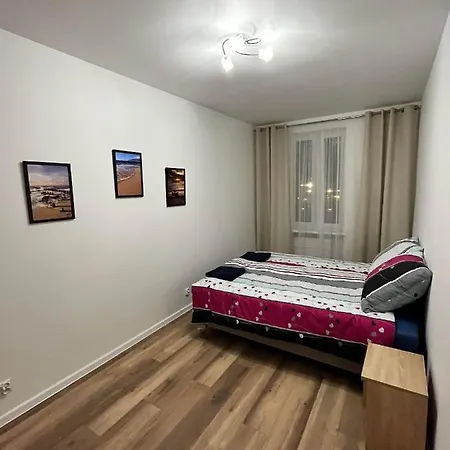 Luksusowy Przy Dworcu Apartment *