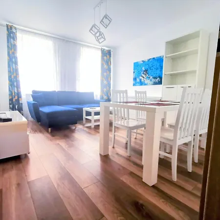 Luksusowy Przy Dworcu * Stettin